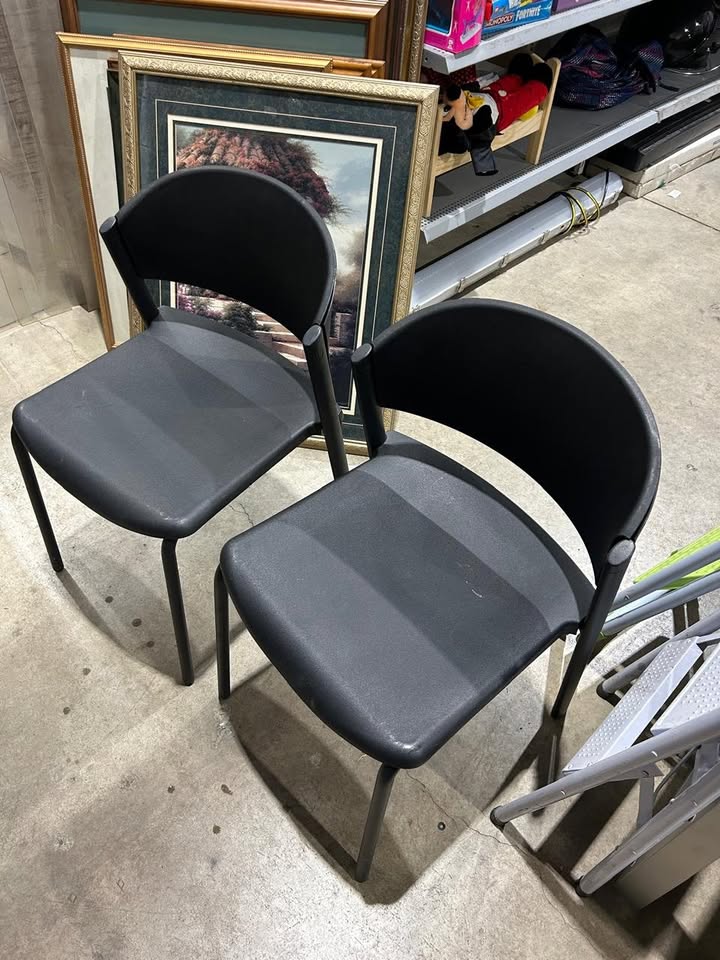 Office Stackable Chairs - 8 Available