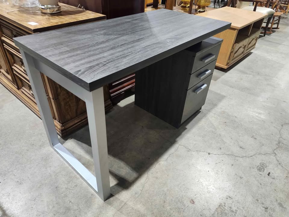 Oscar 47" Reversible Office Desk with Storage - Grey