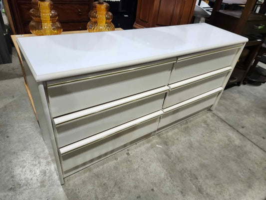 White/Cream Lacquered 6 Drawer Dresser