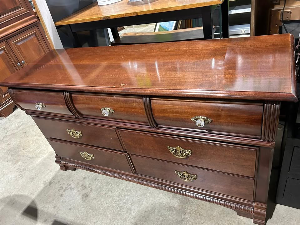Vintage Cherry(ish) Finish Dresser - First Impressions
