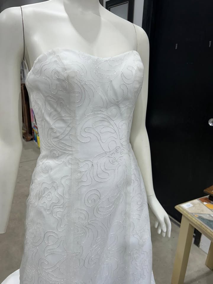 White Strapless Sweetheart Wedding Dress with Train – Size S