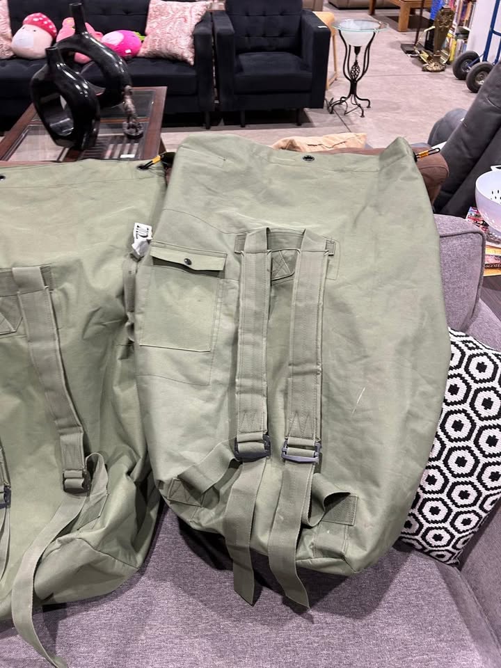 Heavy duty Militar Duffle Bag - 2 Available