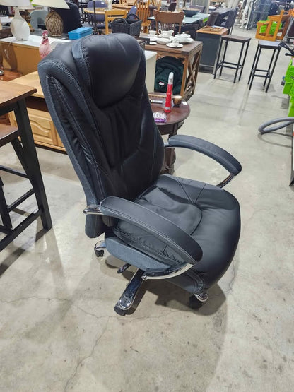 Executive High Back PU Leather Office Chair (read description)