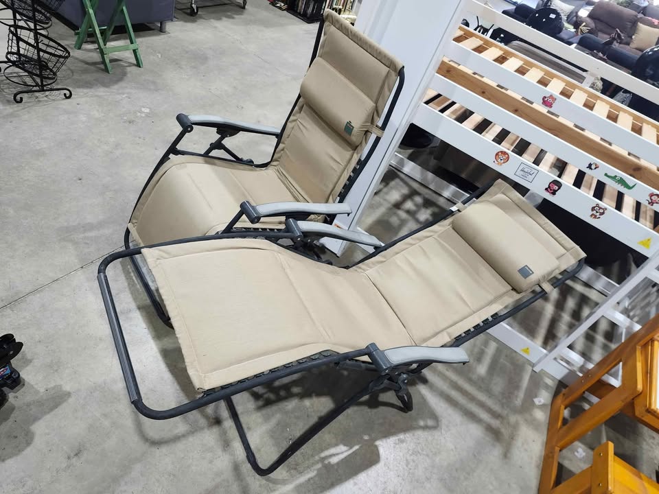 Lafuma Zero Gravity Outdoor Steel Framed Lawn Recliner Chair - 2 Available
