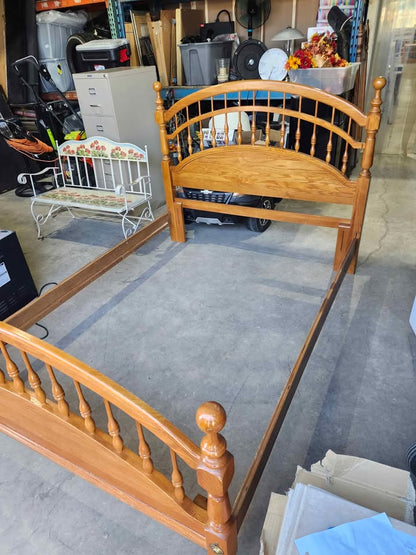 Solid Wooden Adjustable Queen/Double Bed Frame