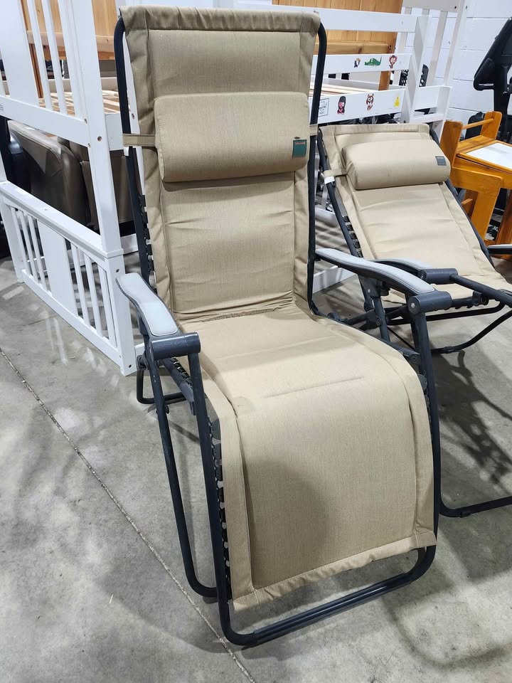 Lafuma Zero Gravity Outdoor Steel Framed Lawn Recliner Chair - 2 Available