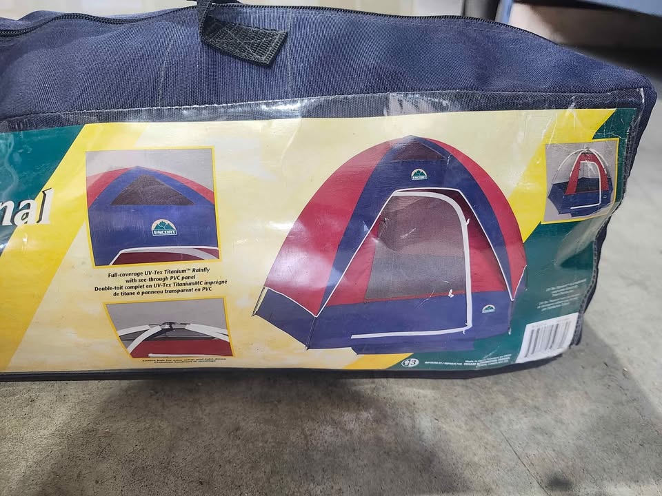Escort Pentagon 3-Person Dome Tent
