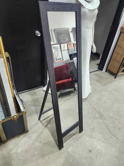 MILTON Standing Mirror (42 x 150 cm)