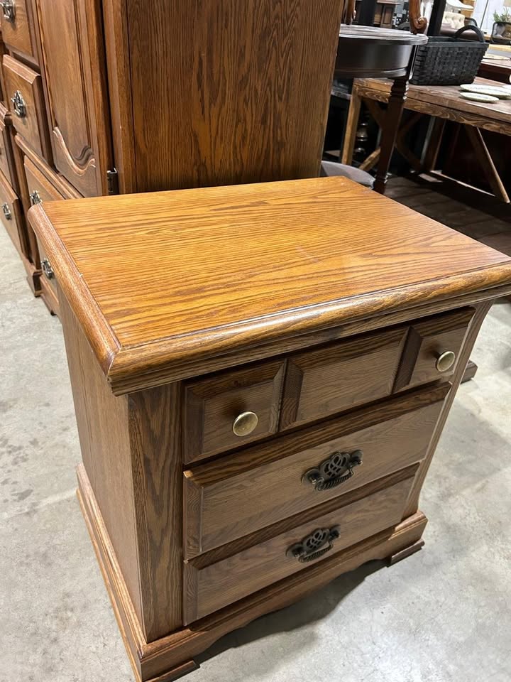 Vintage Oak Nightstand with Three Drawers