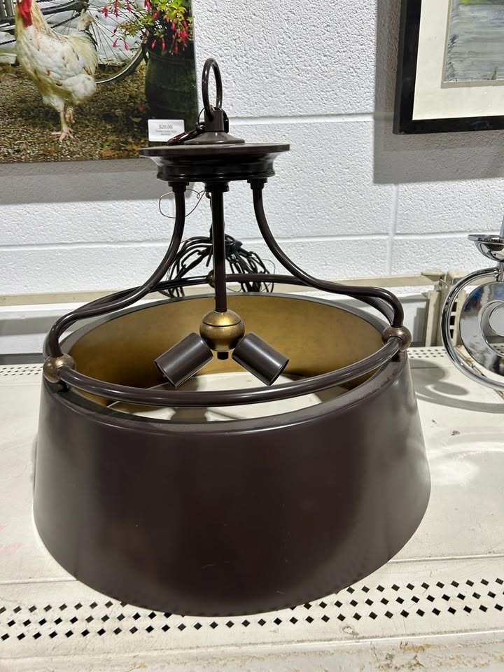 Multiple Light Fixtures Chandeliers/Lights - 8 Available