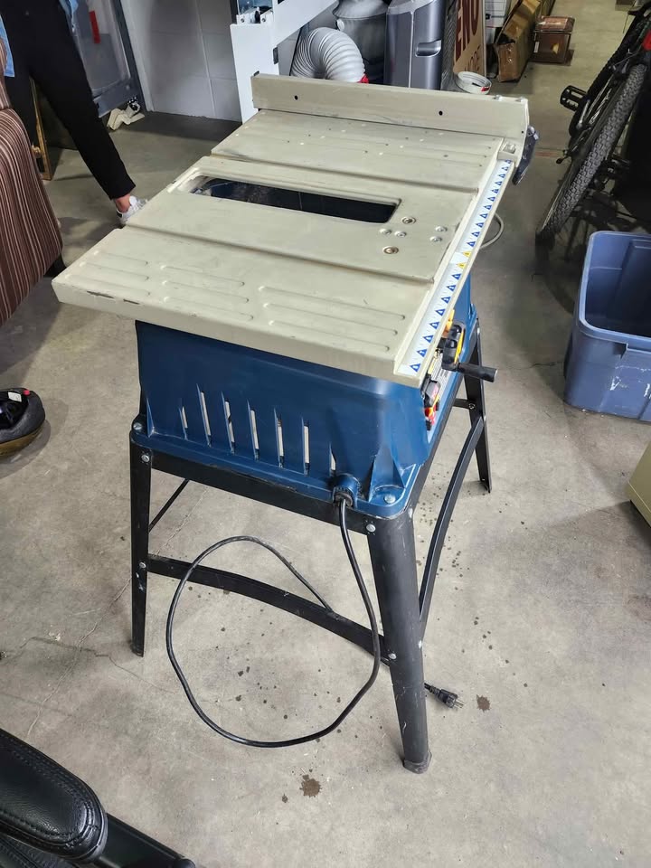 Ryobi 10" Table Saw