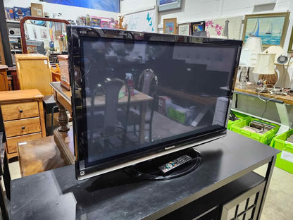 Panasonic Plasma HDTV 42" with Remote