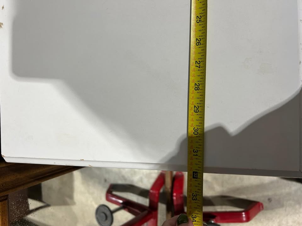 White 4-Drawer Dresser