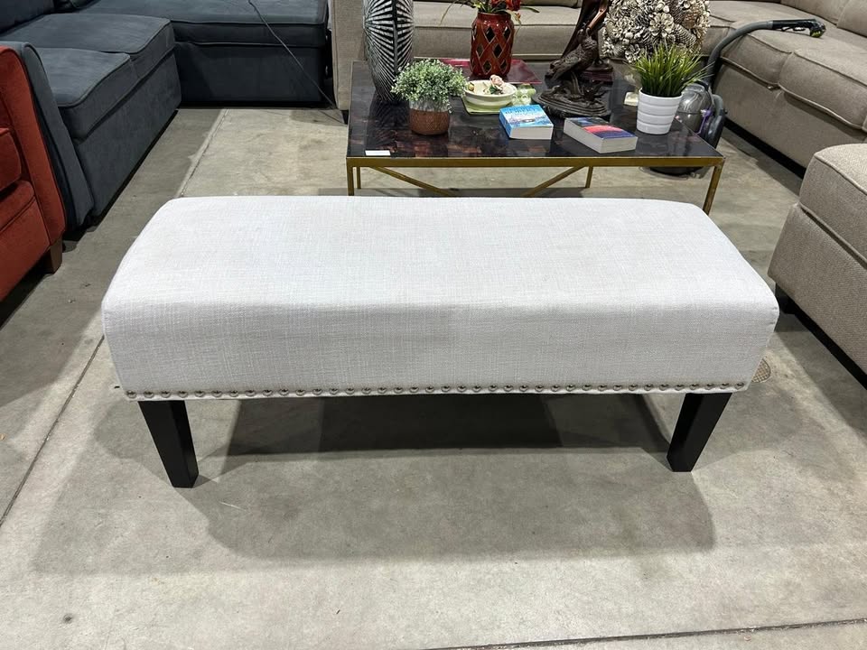 Ashley Beauland Accent Bench
