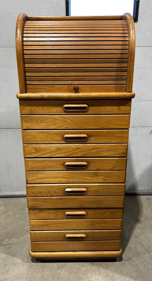 Broyhill Roll Top Chest with Drawers
