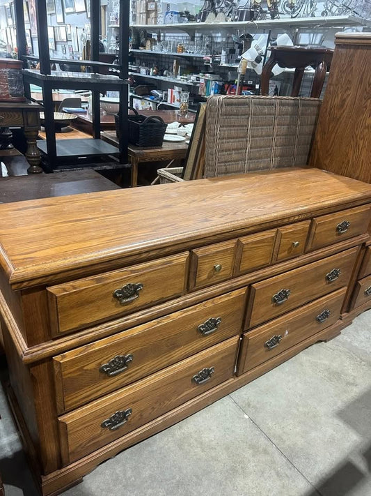 Vintage Palliser 7-Drawer Dresser