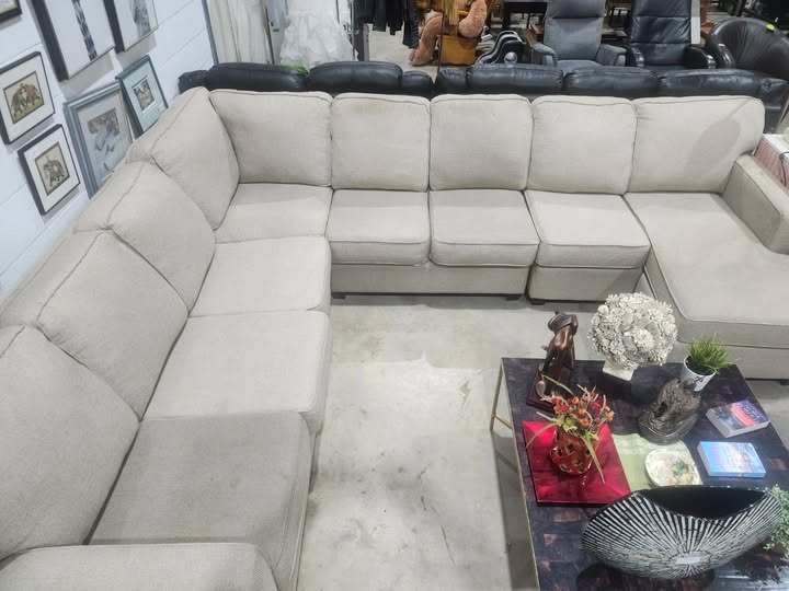 Beige 4-Piece Sectional Sofa with Chaise Lounge