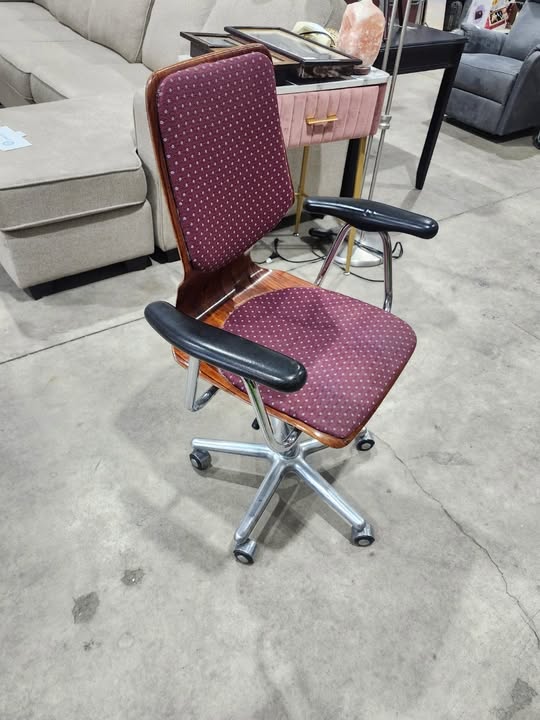 Vintage Mid-Century Modern Office Chair