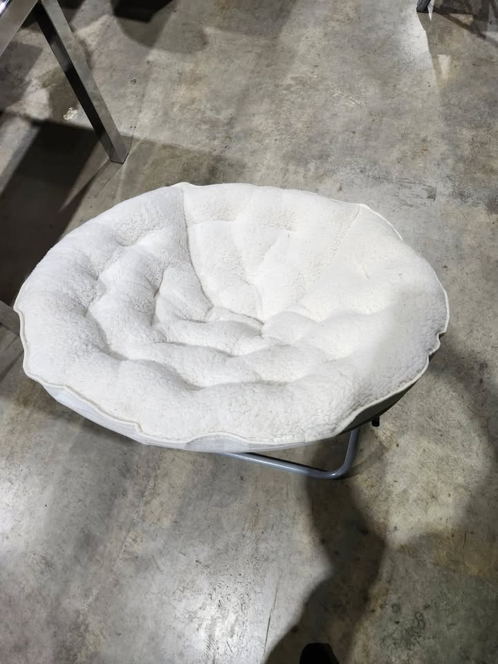 Cream Round Oversized Foldable Saucer Chair