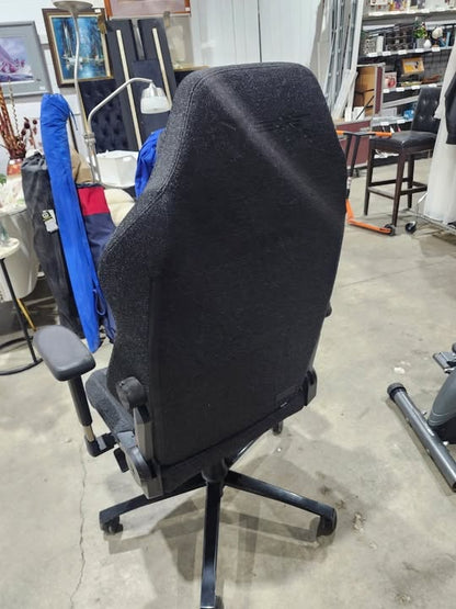 Secretlab TITAN Evo 2022 gaming chair
