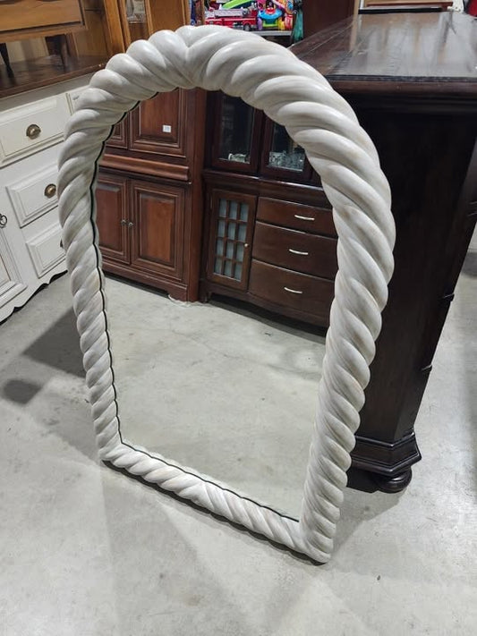 Elegant Rope-Design Arch Mirror