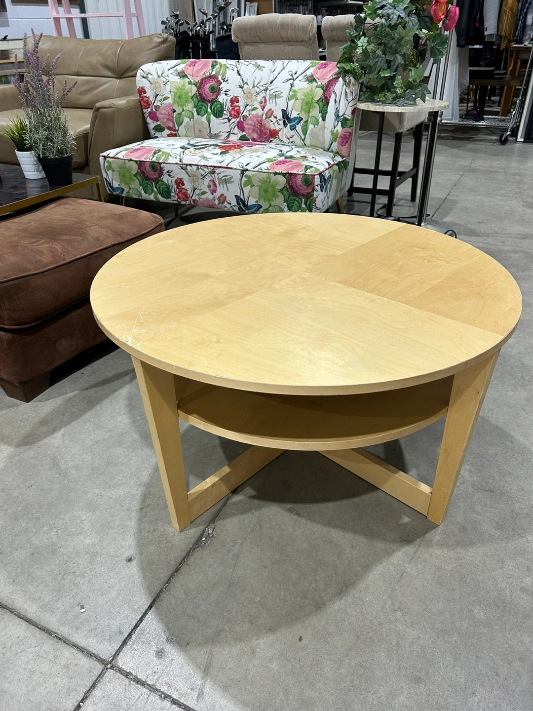 Round Wooden like Coffee Table with Shelf