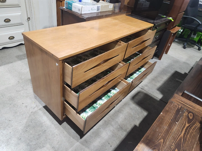 Mid-Century Modern Victoriaville Six-Drawer Dresser