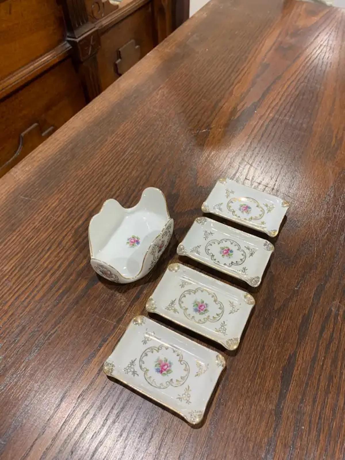 Vintage stacking jewlry trays