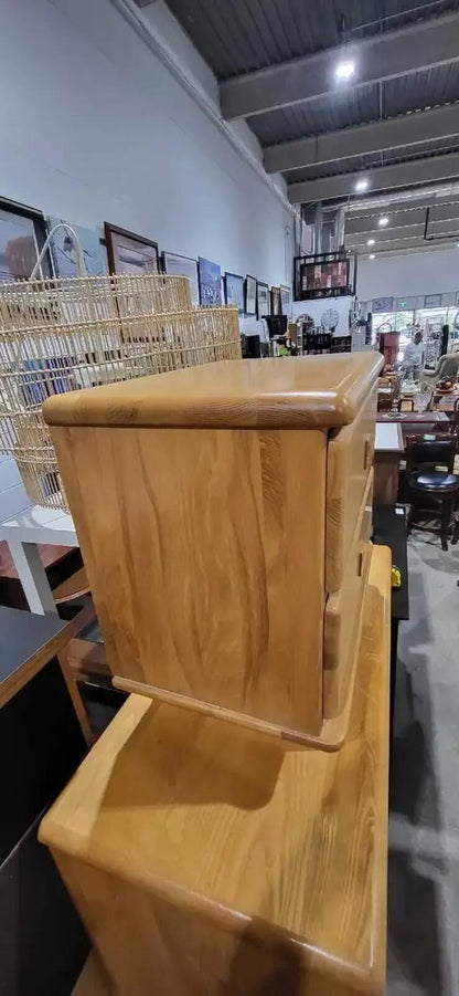 Solid Wood Two-Drawer Nightstand 21.5 x 21.5 x 14.5