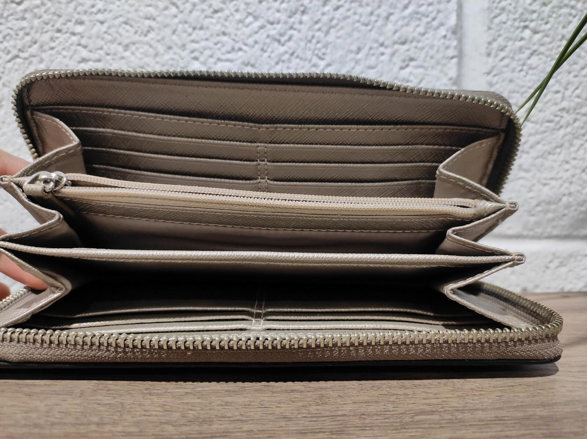 Coach Park Silver Gold Pebbled Leather Accordion Zip Around Wallet Clutch