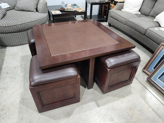 Hammary Kanson Square Cocktail Table w/ Storage Cube Ottomans