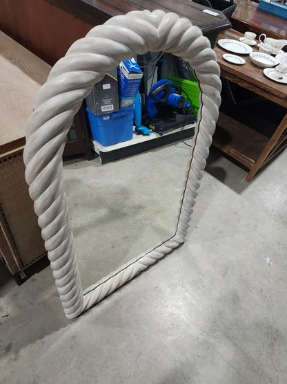 Elegant Rope-Design Arch Mirror