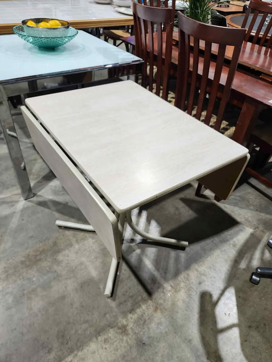 Drop Leaf Extendable Dining Table