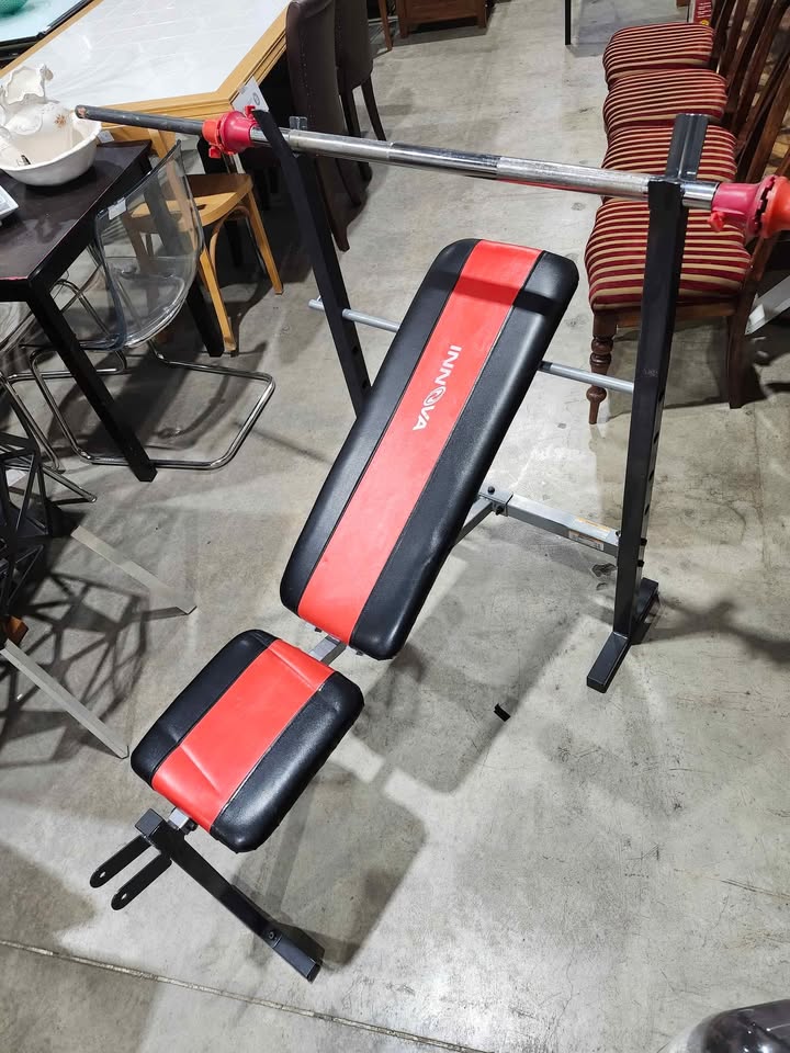 Innova Weight Bench & Barbell Set