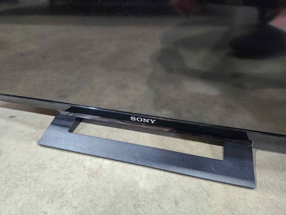 Sony 32" HD LED 720p TV