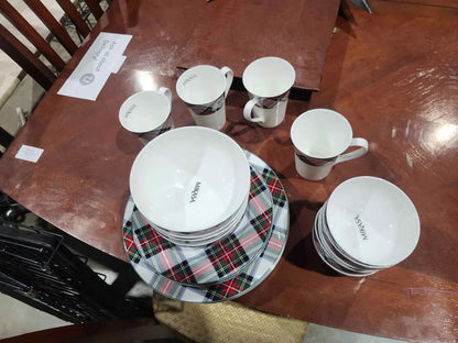 Mikasa Plaid 4 pc Dinnerware Set