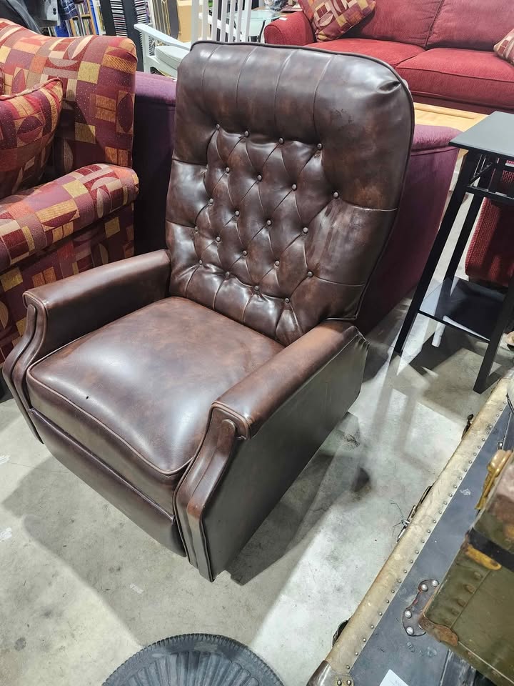 Vintage Brown Leather Recliner/Rocking Chair