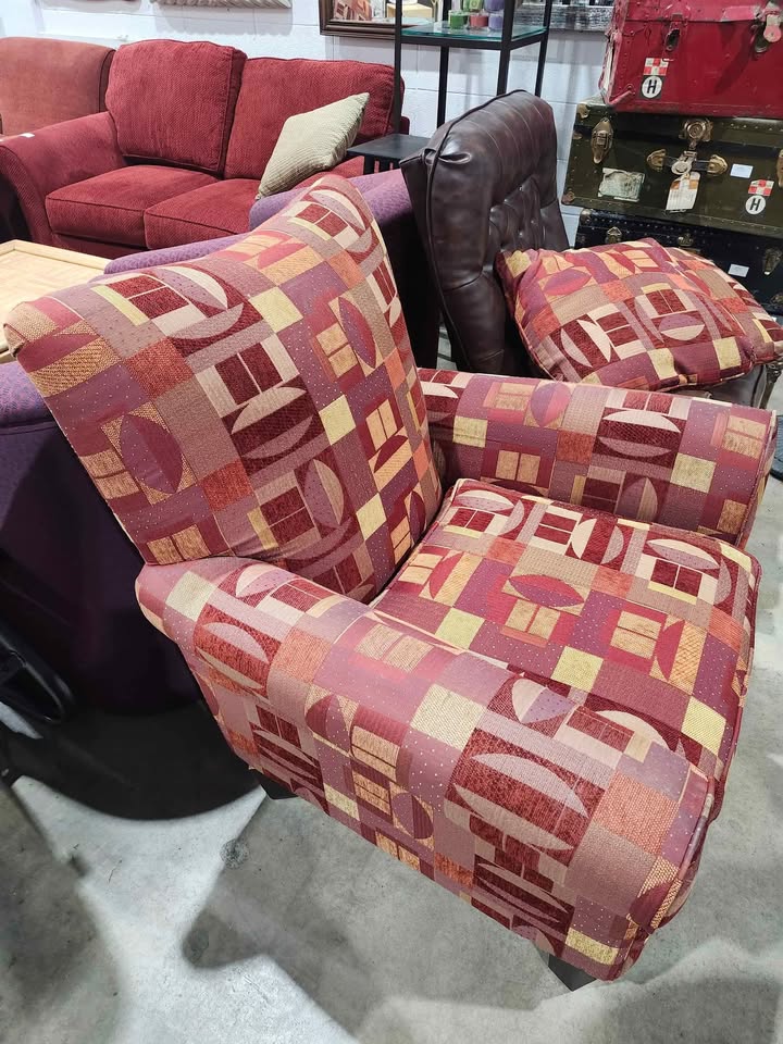 Patterned Armchair with Cushions
