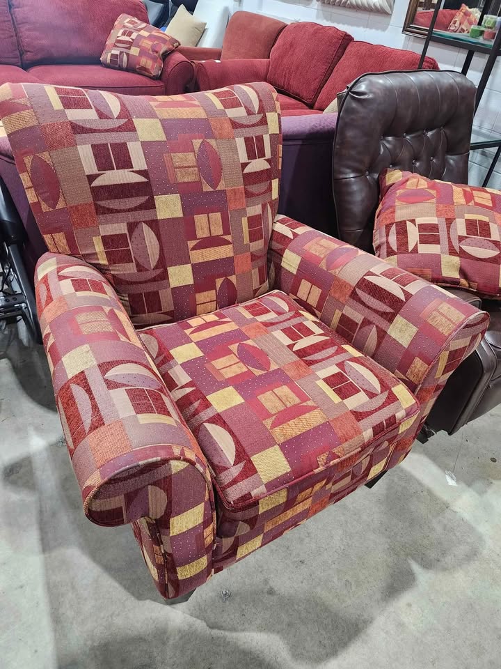 Patterned Armchair with Cushions