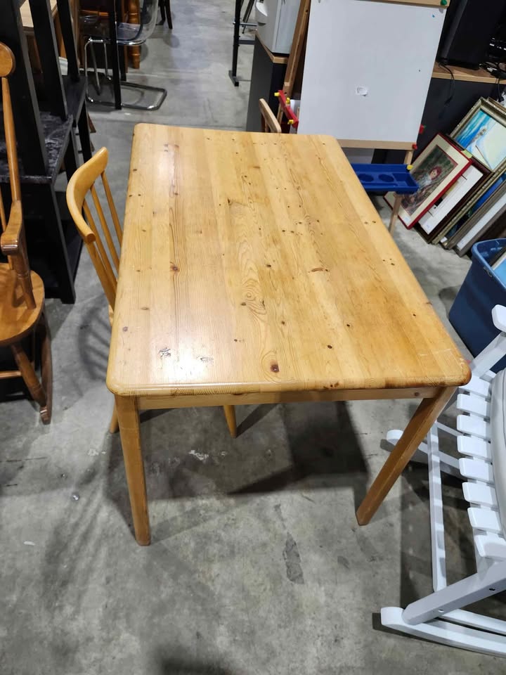 Wooden Dining Table and Chair Set