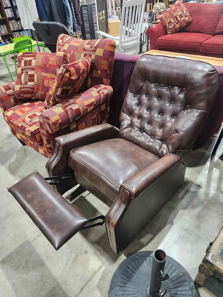 Vintage Brown Leather Recliner/Rocking Chair