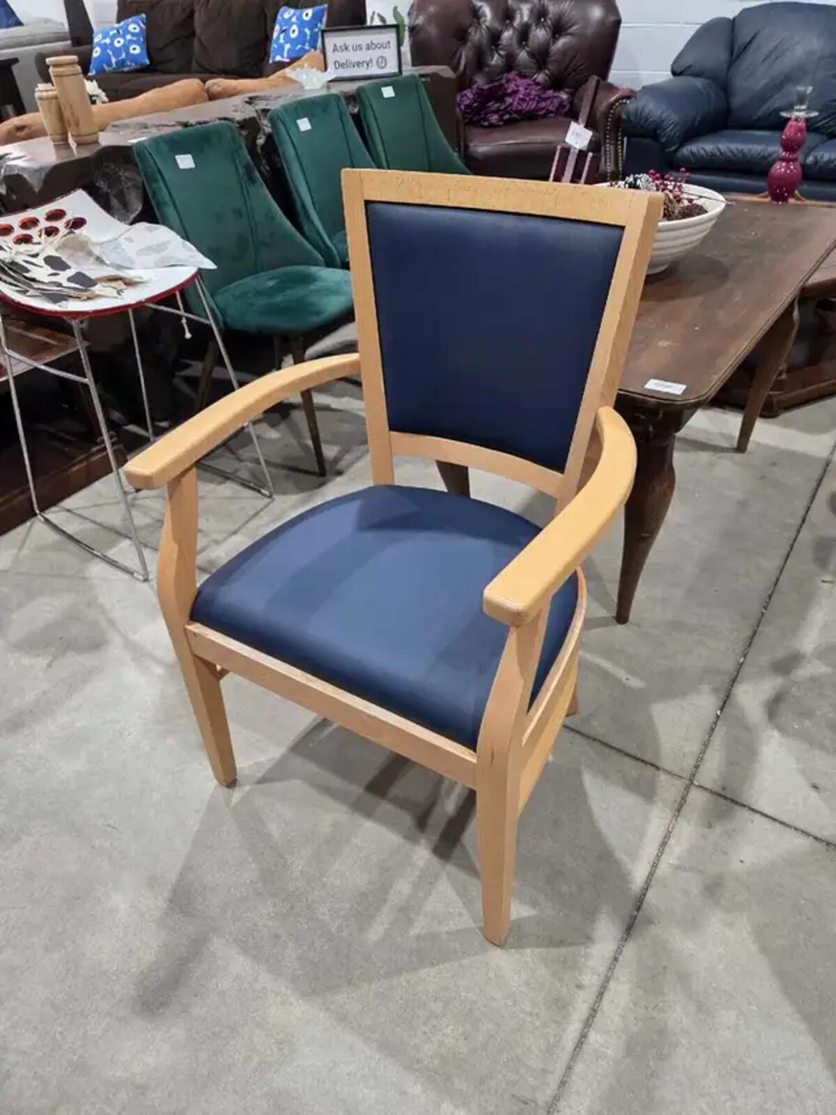 HC-21-Natural Armchair from Adria
