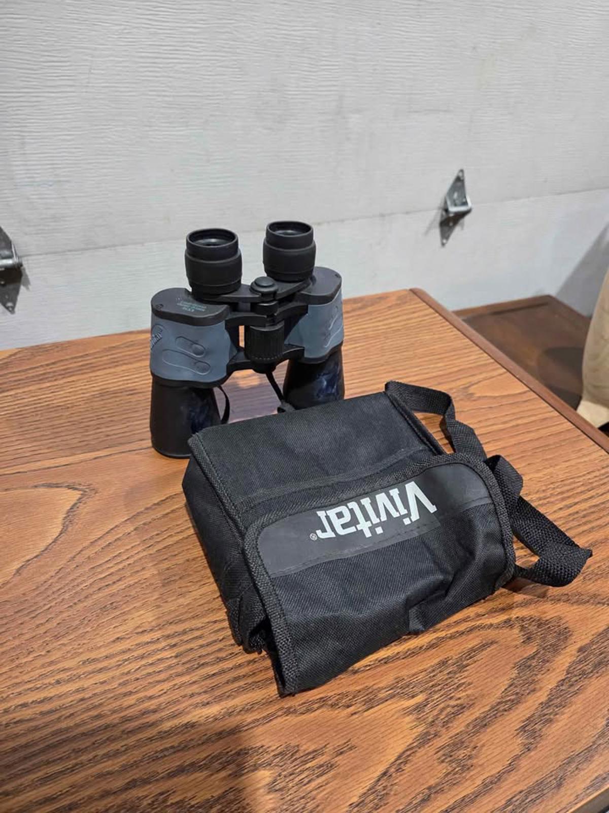 Vivitar 8x50 Binoculars with Case