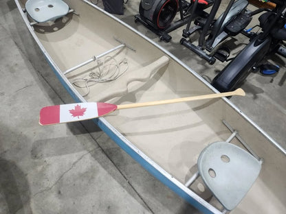 Clipper 16' Ranger Canoe with Paddle