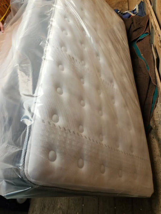 Serta Twin XL Mattress - Brand New