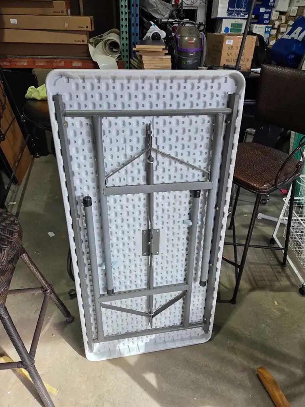 4ft Folding Table