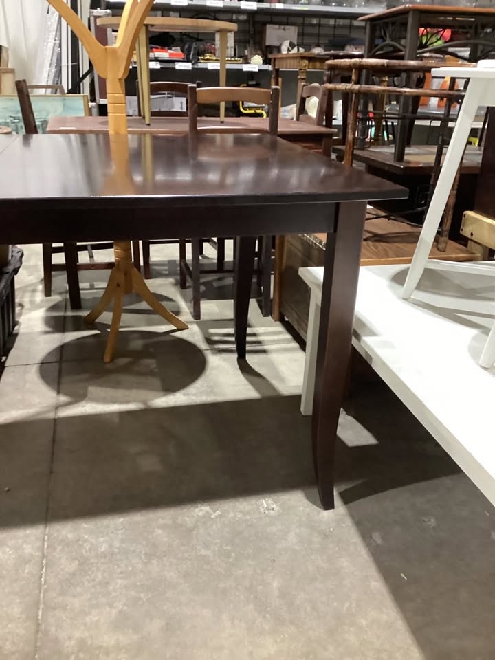 Dark Wood Extendable Dining Table