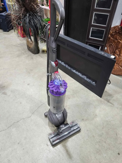 Dyson DC42 Vacuum Cleaner