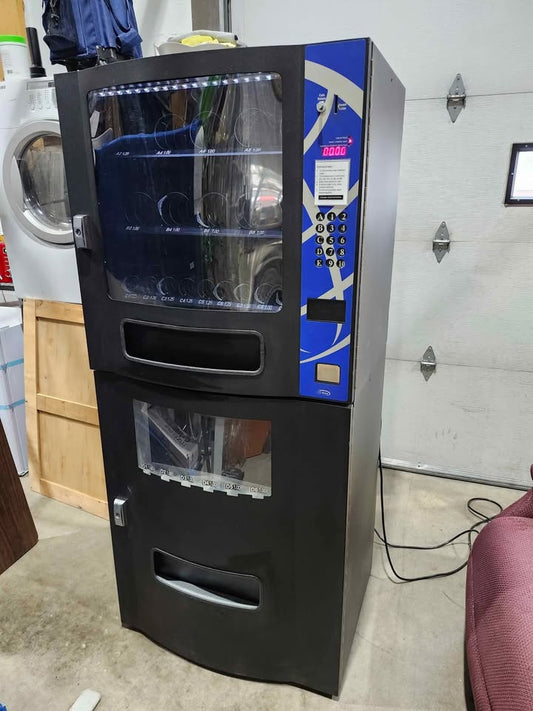 Seaga Vista VC630 Combo Vending Machine