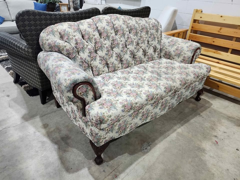 Vintage Floral Loveseat